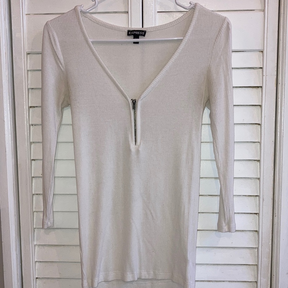 White deep v neck Long sleeve